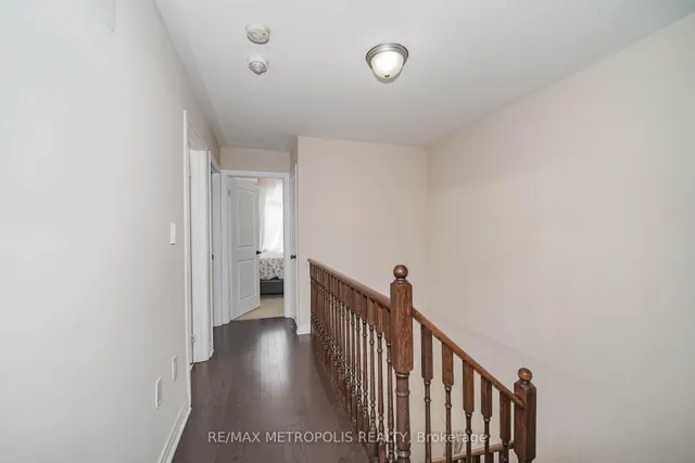 Additional image 40 of 55 Pennycross Cres