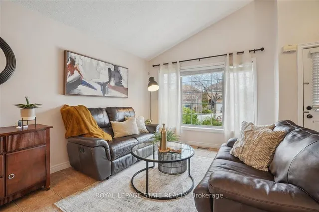 Additional image 16 of 32 Sonoma Lane