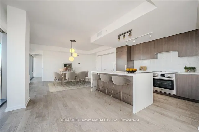 Additional image 13 of 60 Colborne St Unit 802