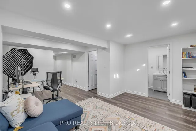 Additional image 39 of 147 Waters Blvd