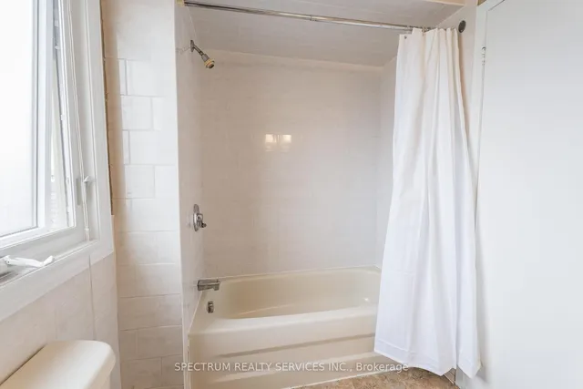 Additional image 24 of 98 Mikado Cres