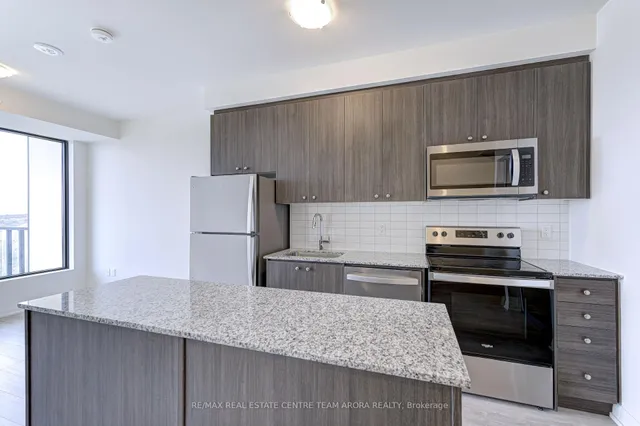 Additional image 9 of 1415 Dundas St Unit 415