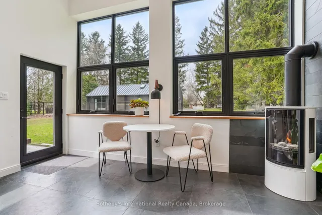 Additional image 25 of 3 Forest Ave