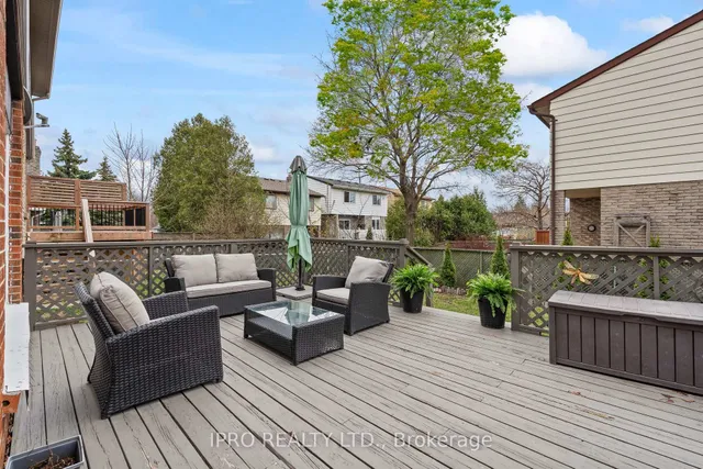 Additional image 27 of 734 Briar Cres