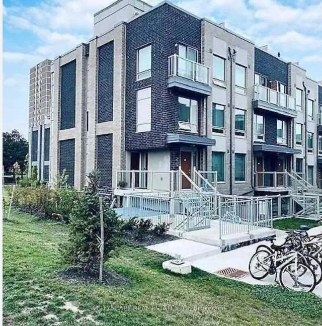 7 Applewood Lane Unit 213