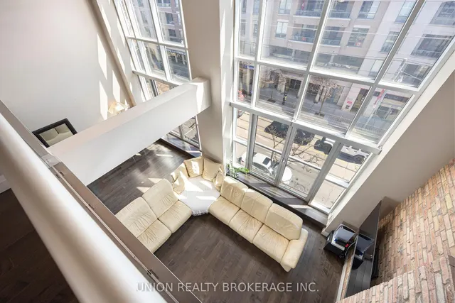 Additional image 17 of 1852 Queen St Unit 303