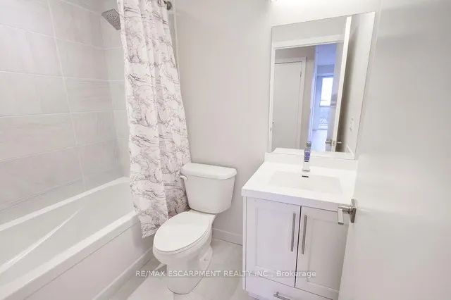 Additional image 9 of 2093 Fairview St Unit 1504