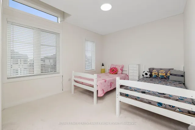 Additional image 34 of 96 Yale Dr