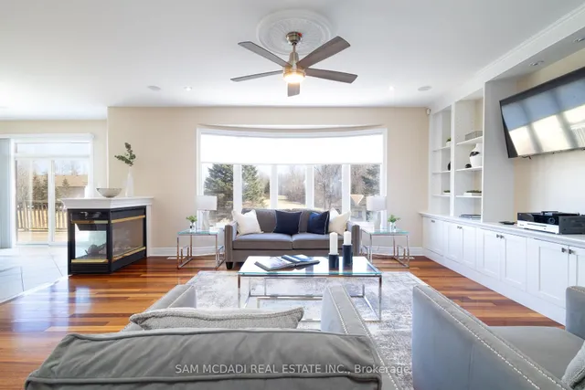 Additional image 42 of 11170 Menzies Crt