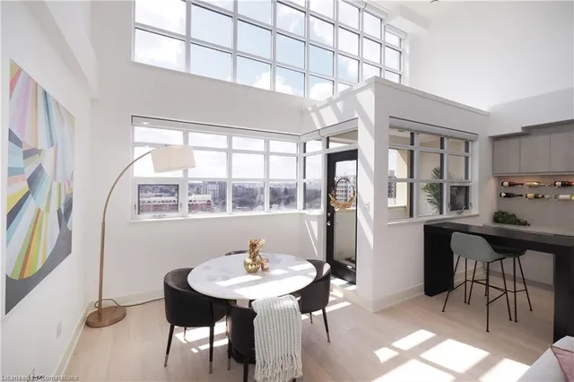 Additional image 8 of 112 Benton St Unit 710