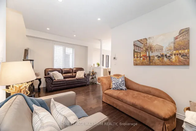 Additional image 9 of 134 Hazelton Ave