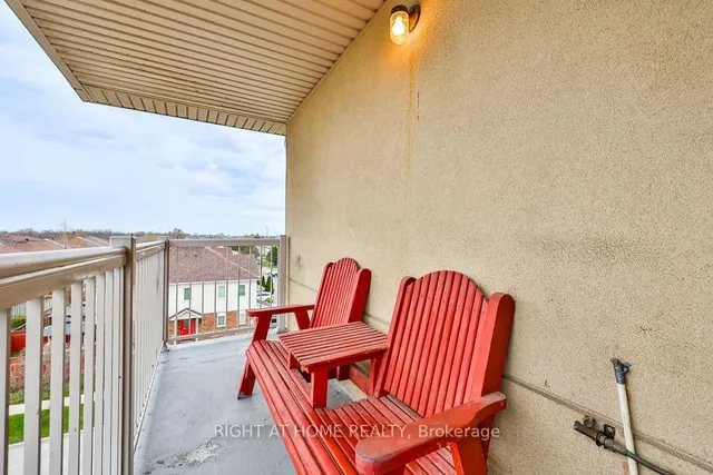 Additional image 36 of 4450 Fairview St Unit 402