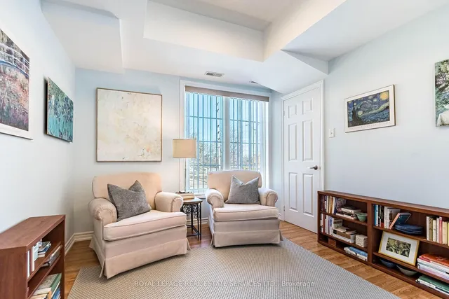Additional image 16 of 960 Bloor St Unit 204