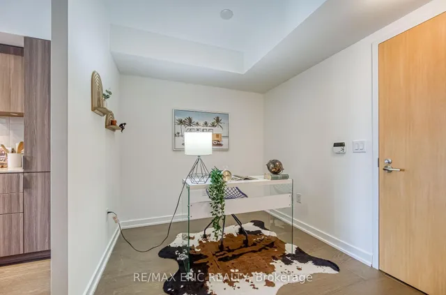 Additional image 3 of 11 Wellesley St Unit 909