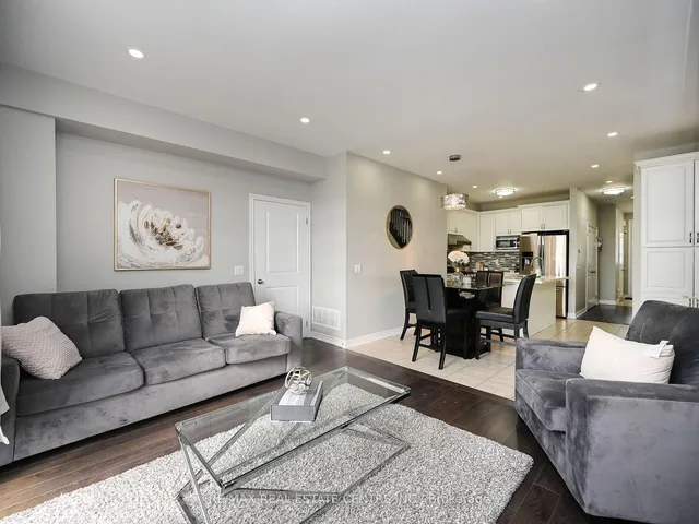 Additional image 12 of 53 Dufay Rd