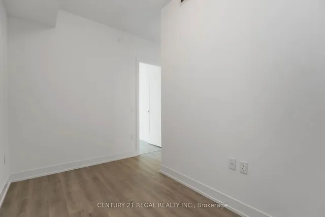 Additional image 22 of 30 Inn On The Park Dr Unit 1707