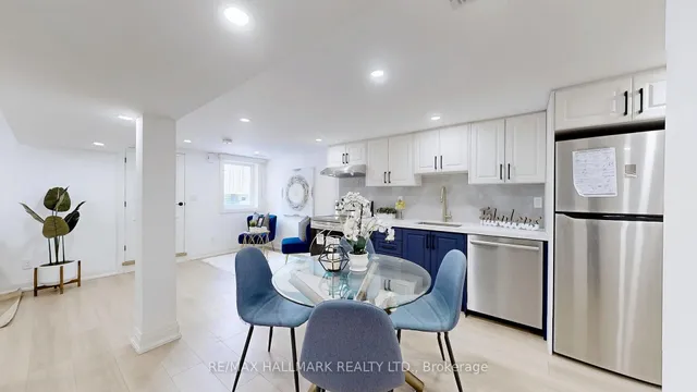 Additional image 29 of 85 Springdale Blvd