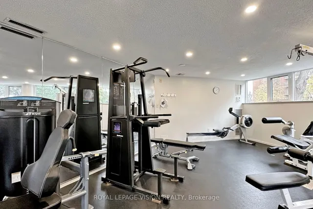 Additional image 40 of 20 Dean Park Unit 401