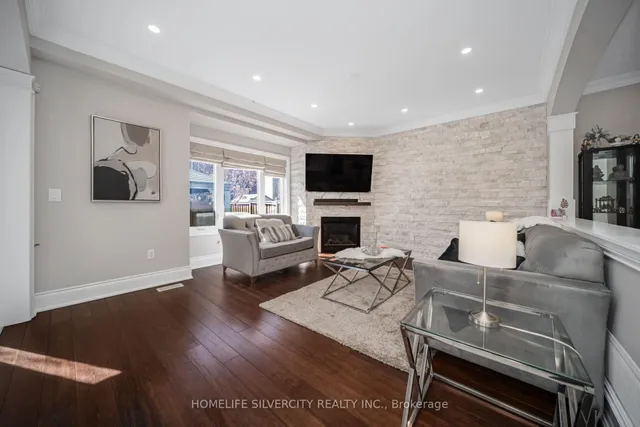 Additional image 17 of 3192 Sorrento Cres