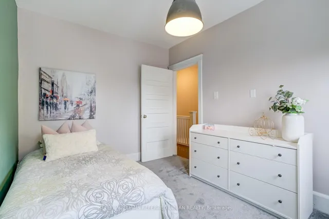 Additional image 29 of 741 Annette St