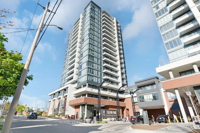 5 Wellington St Unit 814