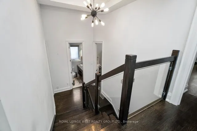 Additional image 31 of 218 Cameron Ave