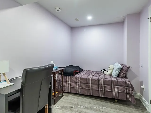 Additional image 43 of 5242 Micmac Cres