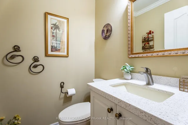 Additional image 38 of 345 Southcote Rd