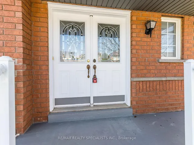 Additional image 3 of 10 Chestermere Cres