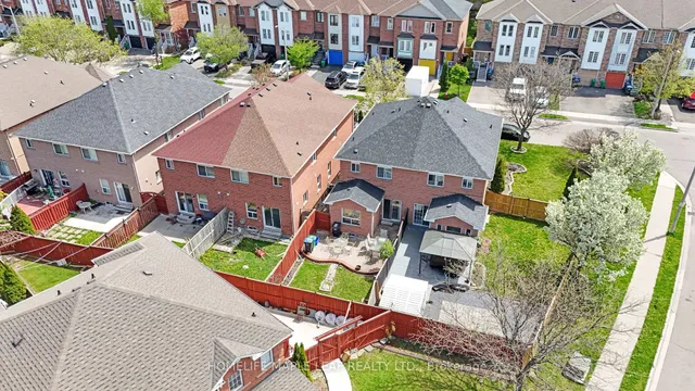 Additional image 34 of 44 Wilmont Crt