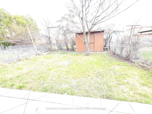 Additional image 36 of 3758 Keenan Cres