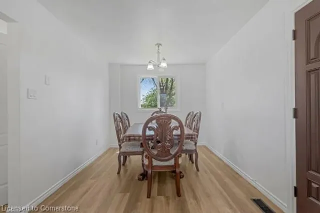 Additional image 8 of 879 Upper Sherman Ave