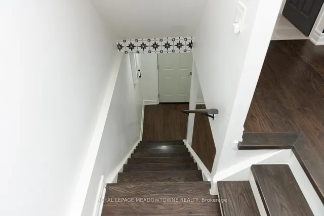 Additional image 21 of 32 Clarridge Crt