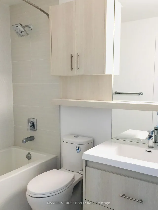 Additional image 7 of 150 Fairview Mall Dr Unit 216