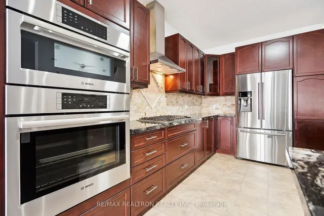 Additional image 6 of 87 Whistler St