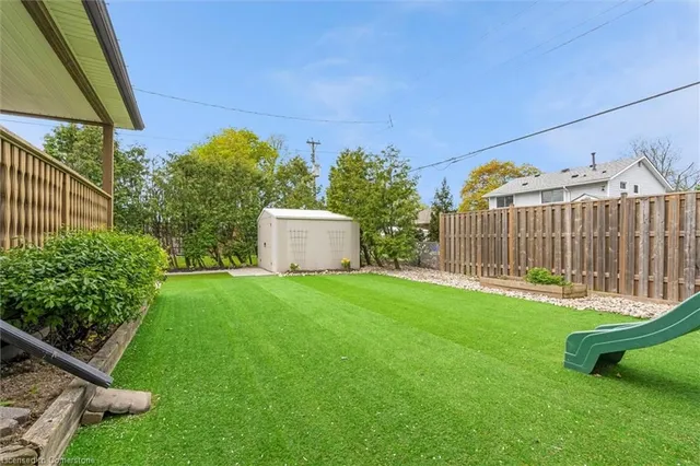 Additional image 37 of 14 Carousel Ave