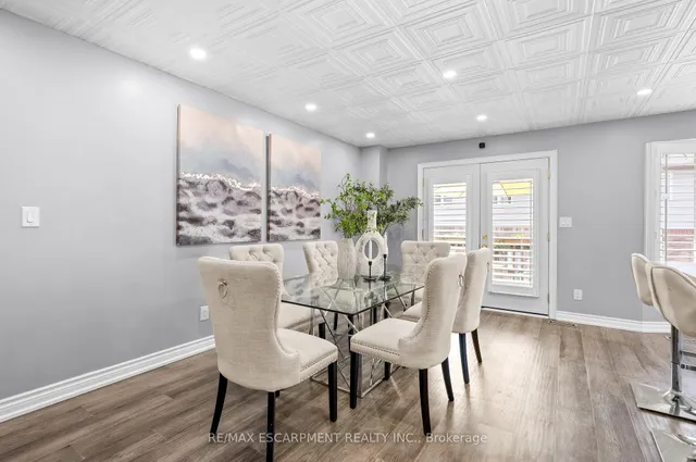 Additional image 18 of 955 King Rd Unit 7