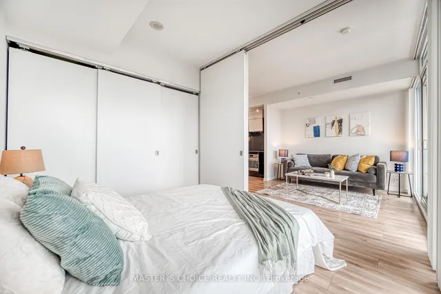 Additional image 18 of 125 Peter St Unit 2806