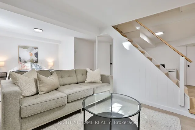 Additional image 16 of 20 Amesbury Dr