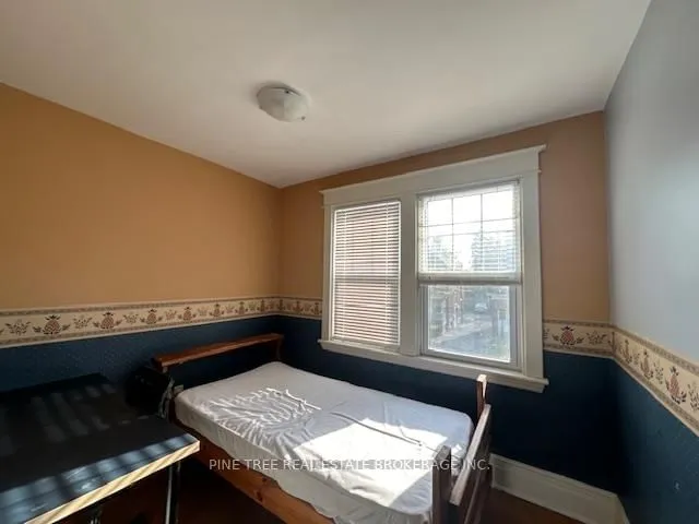 Additional image 7 of 31 Paisley Ave