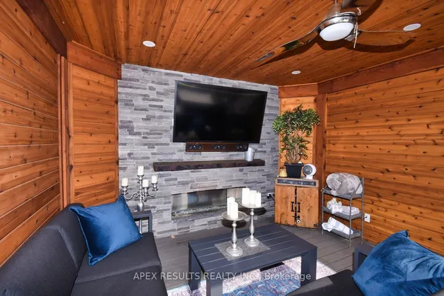 Additional image 29 of 2147 Berwick Dr