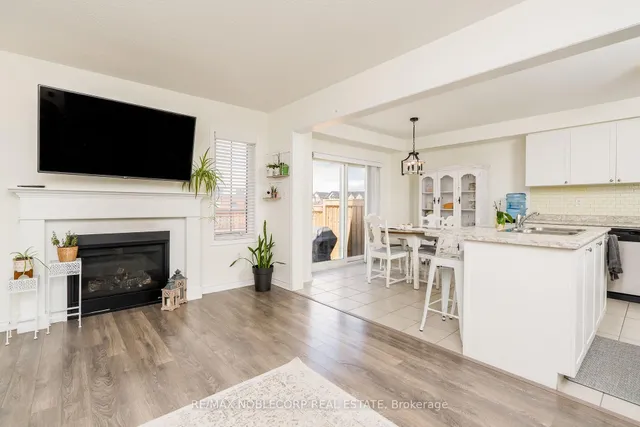 Additional image 16 of 1152 Duignan Cres