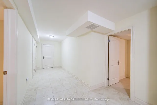 Additional image 42 of 219 Greenfield Ave