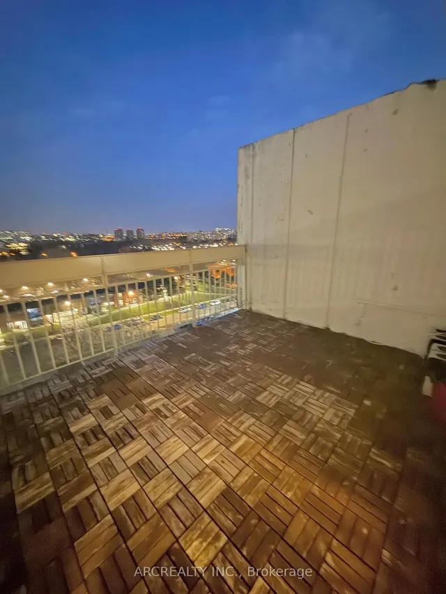 Additional image 37 of 4673 Jane St Unit 1007