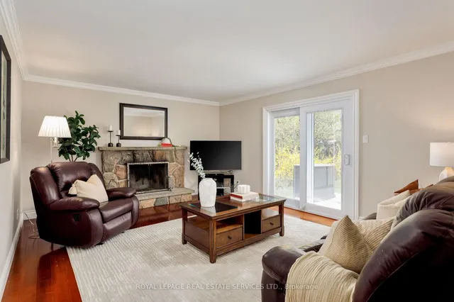 Additional image 13 of 21 Rustywood Dr