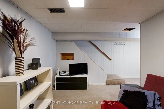 Additional image 19 of 1193 Warden Ave Unit 13