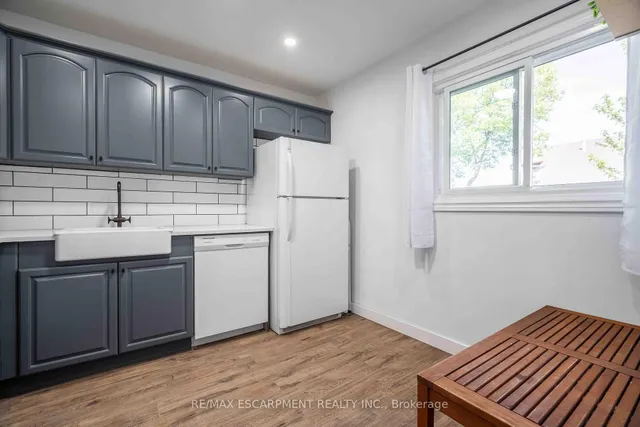 Additional image 6 of 1190 Upper Ottawa St Unit 11