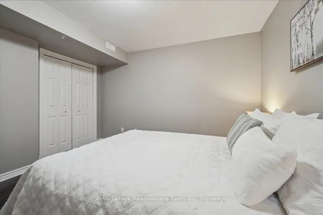 Additional image 33 of 1491 Maple Ave Unit 411