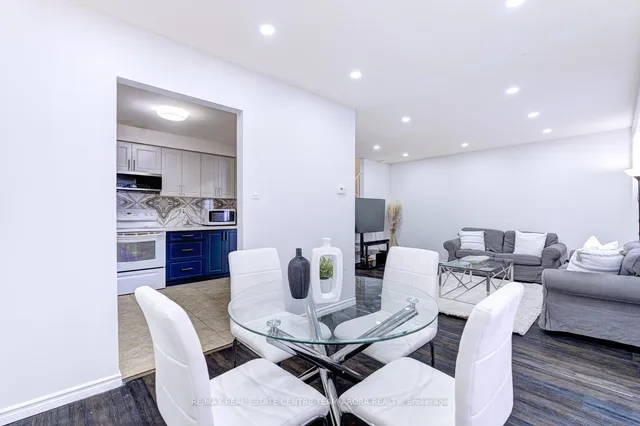 Additional image 11 of 10 Menoke Crt