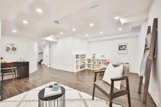 Additional image 46 of 37 Ivor Cres